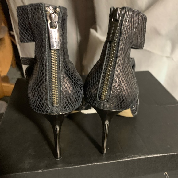 Michael Kors Shiloh Open Toe Strappy Heels sz 10 - Picture 5 of 5